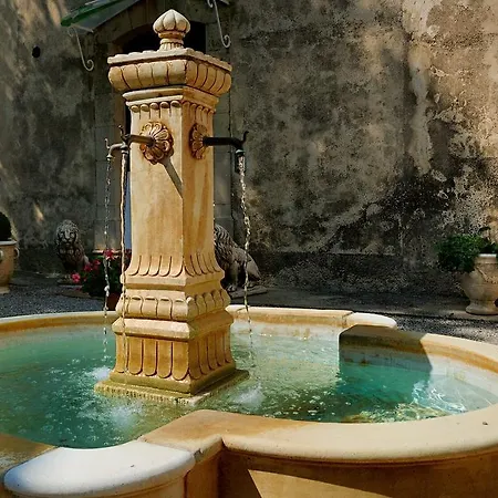 Domaine De Majastre Frühstückspension